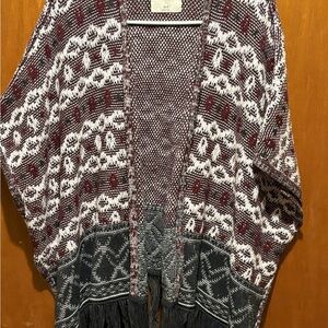 Abercrombie & Fitch Maroon and Gray Patterned Poncho